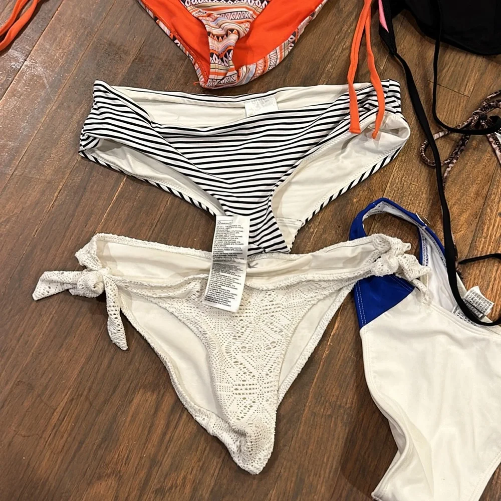 Bathing suit bundle. - Picture 8 of 12
